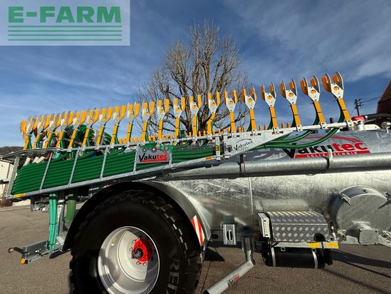 Cuba de purin - Vakutec - VA 9500 inkl. 12m Vario-Flex Schlepp Schuh