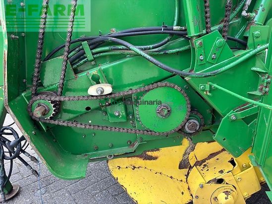 Empacadora gigant - John Deere - 550