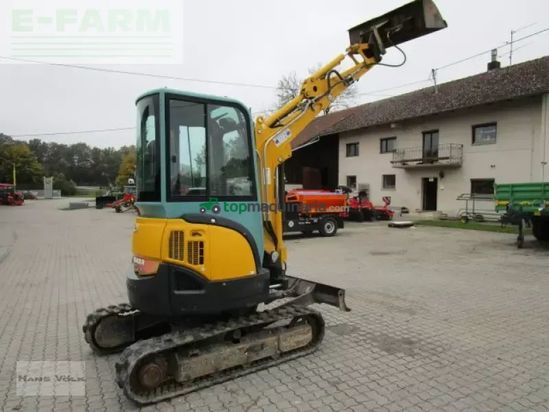 Excavadora - Yanmar - vio 25-4