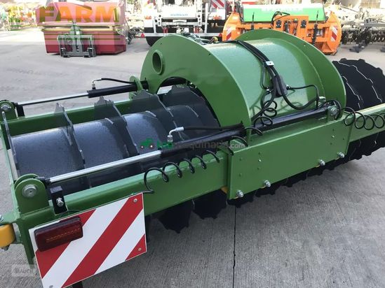 Esparcidor -  - silowalze 3m hydr.