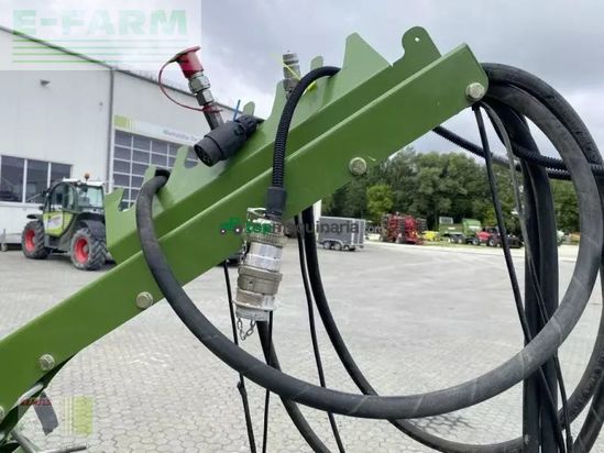 Empacadora gigant - Krone - comprima v 150 xc xtreme