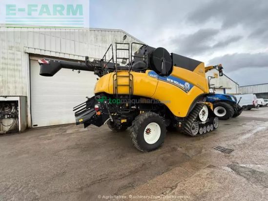 Cosechadora de Cereal - New Holland - cr 8.80