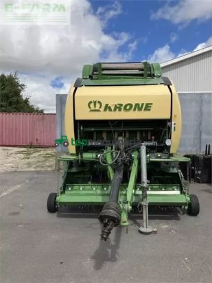 Empacadora gigant - Krone - comprima v 180