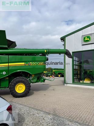Cosechadora de Cereal - John Deere - s780
