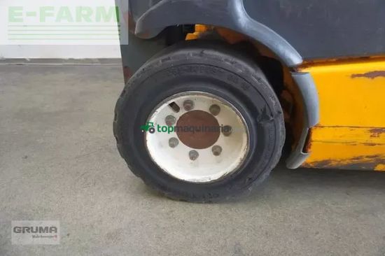 Elevadora - Jungheinrich - efg-vac 20mpg