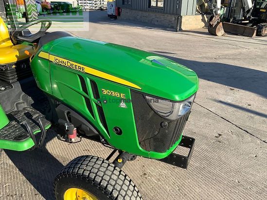 Tractor agrícola - John Deere - 3038e digger (st24486)
