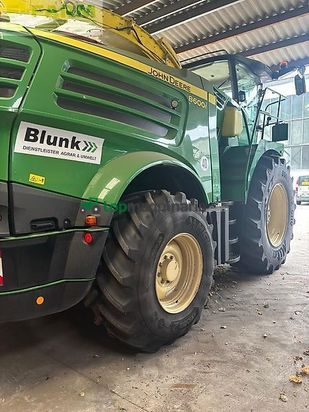 Cosechadora de Cereal - John Deere - 8600