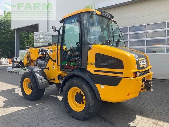 Minicargadora - JCB - tm220