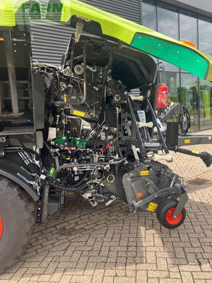 Empacadora gigant - Claas - Rollant 630 RC Uniwrap