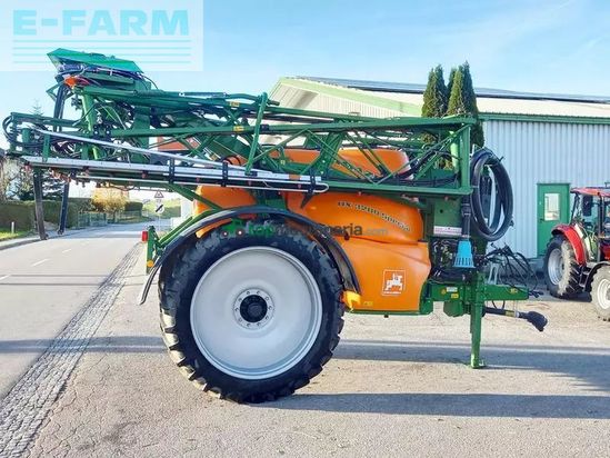 Atomizador - Amazone - ux 3200 special feldspritze gezogen