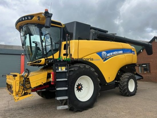 Cosechadora de Cereal - New Holland - CX8.70