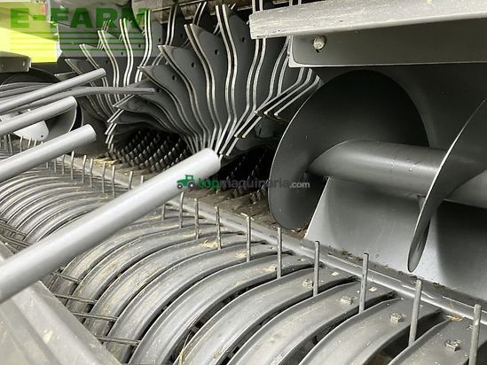 Empacadora gigant - Claas - rollant 355 rc