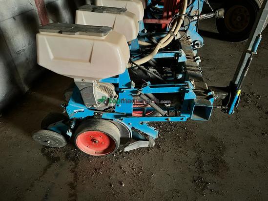 Sembradora monograno en 6 filas 