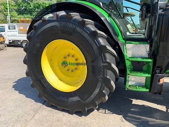Tractor agrícola - John Deere - 6215r tractor (st26786)