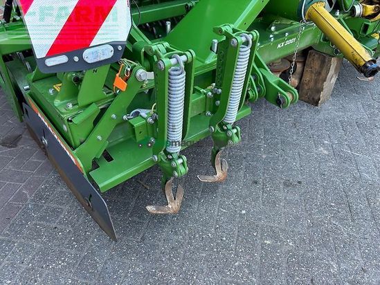 Grada rotativa - Amazone - kx3001 inkl. cataya 3000 super