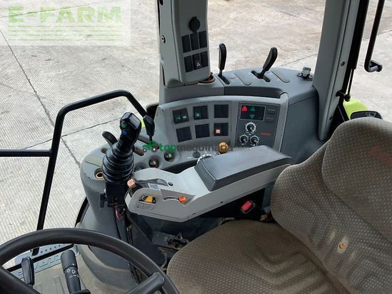 Tractor agrícola - Claas - arion 530 tractor (st24310)