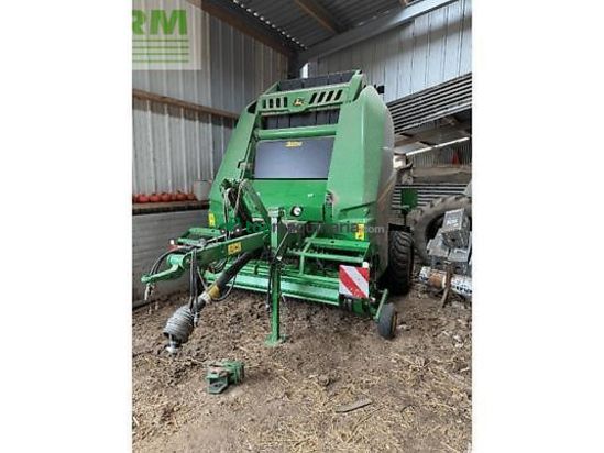 Empacadora gigant - John Deere - v461m