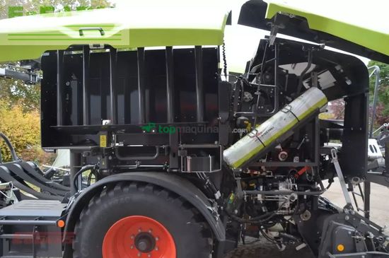 Empacadora gigant - Claas - rollant 630 rc uniwrap