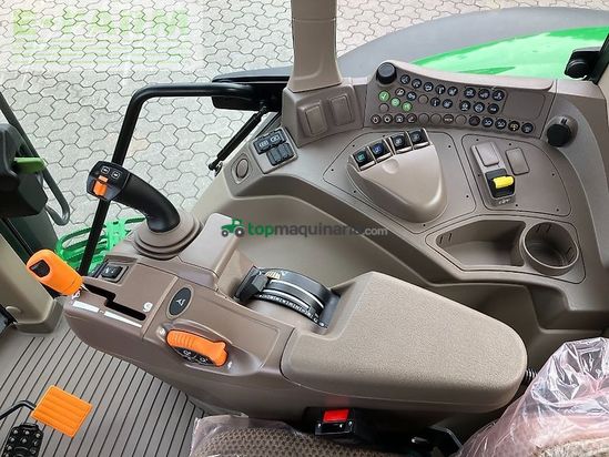 Tractor agrícola - John Deere - 6m220