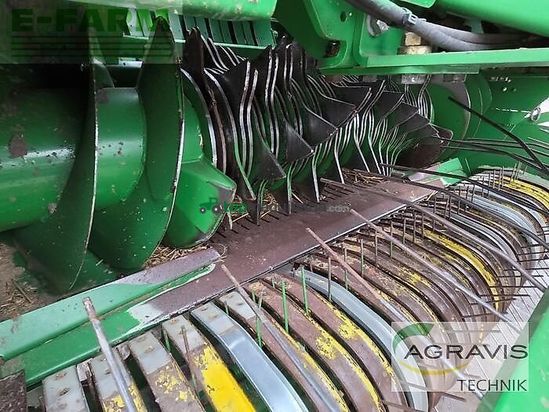 Empacadora gigant - John Deere - 1424c