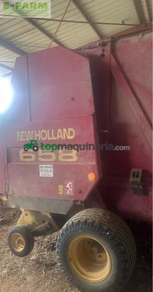 Empacadora gigant - New Holland - 658