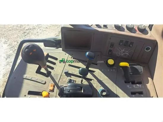 Tractor agrícola - John Deere - 6230