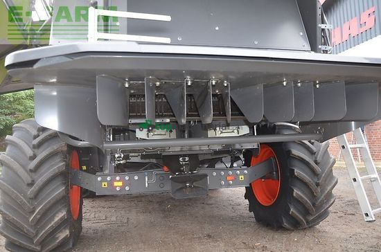 Cosechadora de Cereal - Claas - trion 730