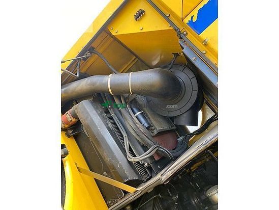 Cosechadora de Cereal - New Holland - fx 60