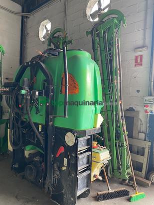 Pulverizador Solano horizonte de 18 metros con ordenador