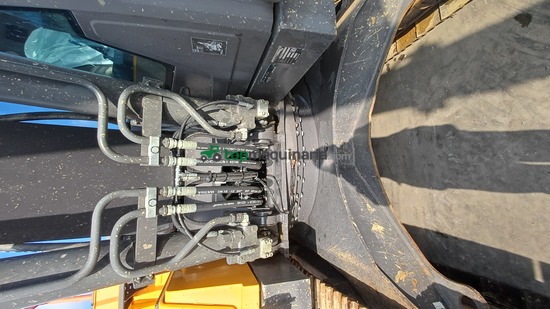 Excavadora VOLVO  EC220