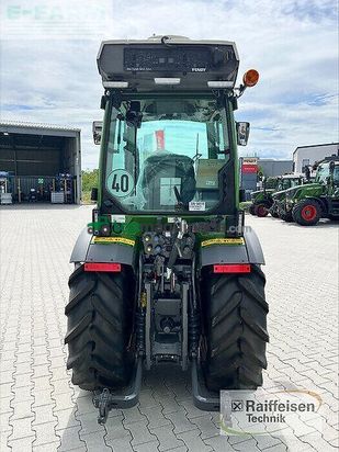 Tractor agrícola - Fendt - 211 v vario gen3