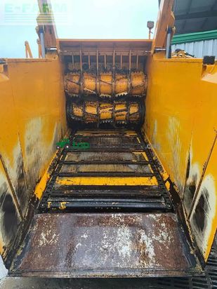 Esparcidor -  - désileuse pailleuse comet638 . belair