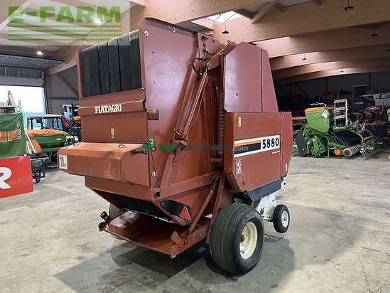 Empacadora gigant - Fiat - 5880 cropcutter