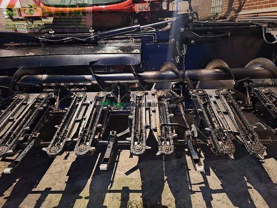 Cosechadora de Cereal - Oros - cornado / macdon c