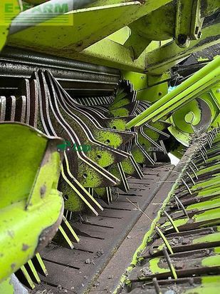 Empacadora gigant - Claas - rollant 255 rc uniwrap