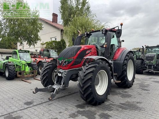 Tractor agrícola - Valtra - t234 versu Versu