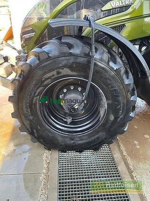 Tractor agrícola - Valtra - q305