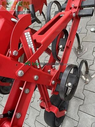 Minicargadora - Schaffer - 2028slt