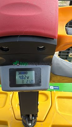 APILADOR ELÉCTRICO 2.000 KG – ELEVACIÓN 3 METROS