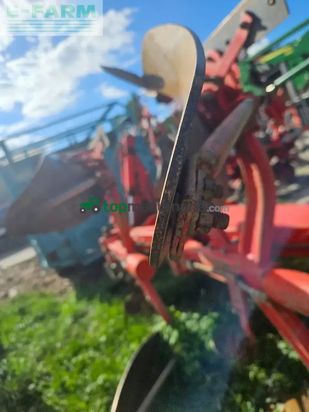 Arado - Kuhn - varimaster 152