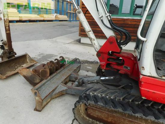 Excavadora - Takeuchi - tb 235 ( 3.530kg ) hydr. sw + 3 löffel