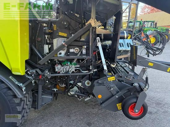 Empacadora gigant - Claas - uniwrap 454
