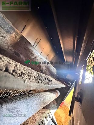 Empacadora gigant - New Holland - br 6090 / roll-bar 125