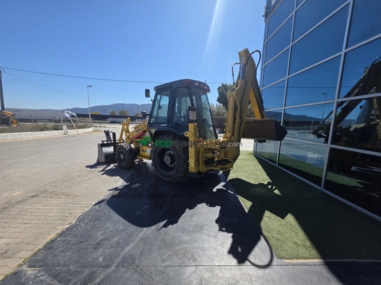 Retroexcavadora - CASE 580 SUPER LE