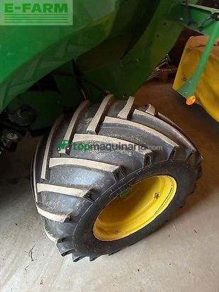 Empacadora gigant - John Deere - f440m