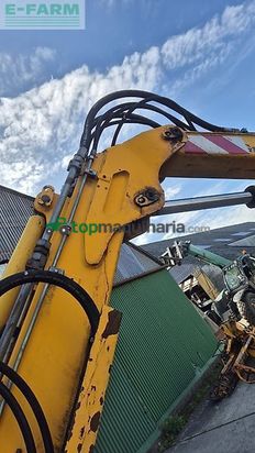 Tractor agrícola - John Deere - 6820 mit herder grenadier mbk502ls