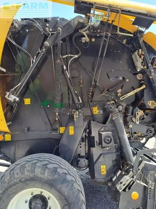 Empacadora gigant - New Holland - roll-belt 180