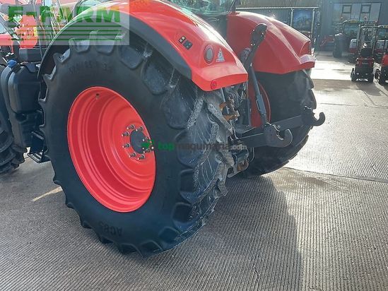 Tractor agrícola - Kubota - m7-133 tractor (st25633)