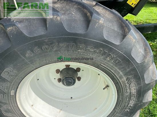 Cosechadora de Cereal - New Holland - csx 7040