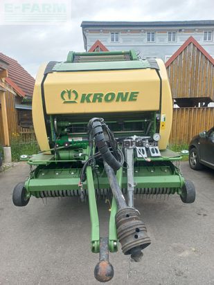 Empacadora gigant - Krone - cv 150 xc